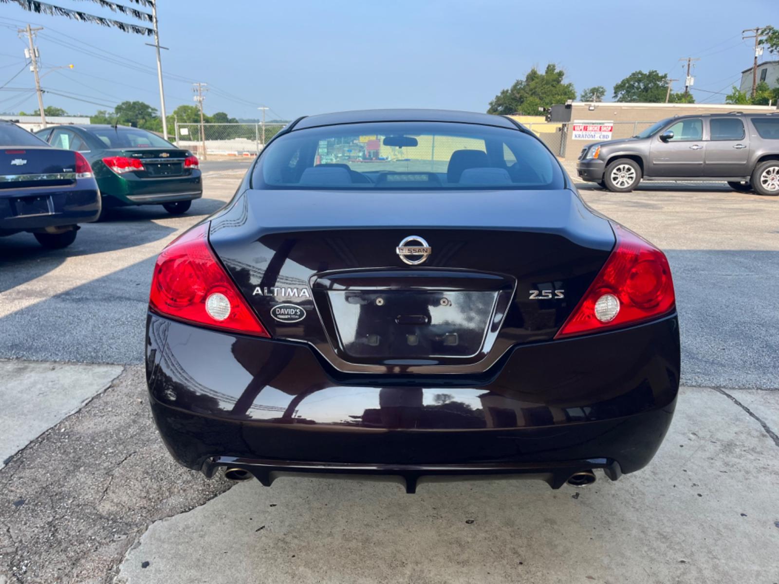2010 BLACK Nissan Altima 2.5 S 6M/T Coupe (1N4AL2EP1AC) with an 2.5L L4 DOHC 16V engine, 6-Speed Manual transmission, located at 307 West Marshall Avenue, Longview, TX, 75601, (903) 753-3091, 32.500828, -94.742577 - Photo #2