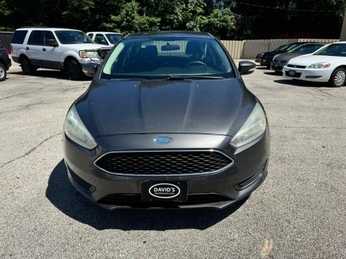 2016 Ford Focus SE Sedan
