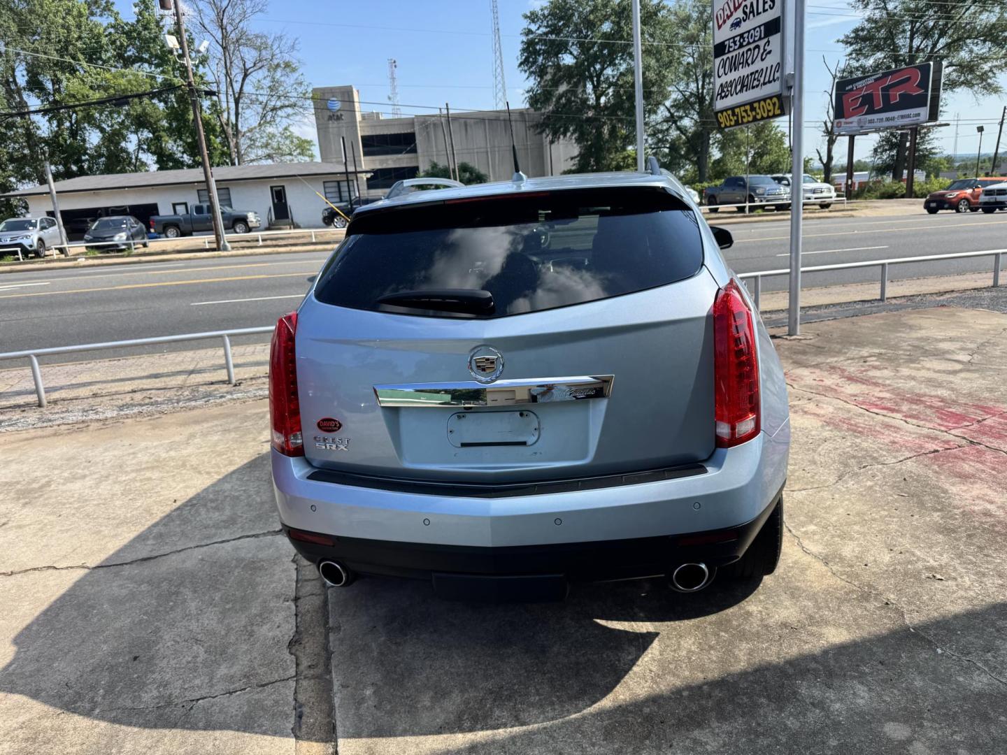 2011 BLUE Cadillac SRX Luxury Collection (3GYFNAEY3BS) with an 3.0L V6 DOHC 24V engine, 6-Speed Automatic transmission, located at 307 West Marshall Avenue, Longview, TX, 75601, (903) 753-3091, 32.500828, -94.742577 - Photo#1