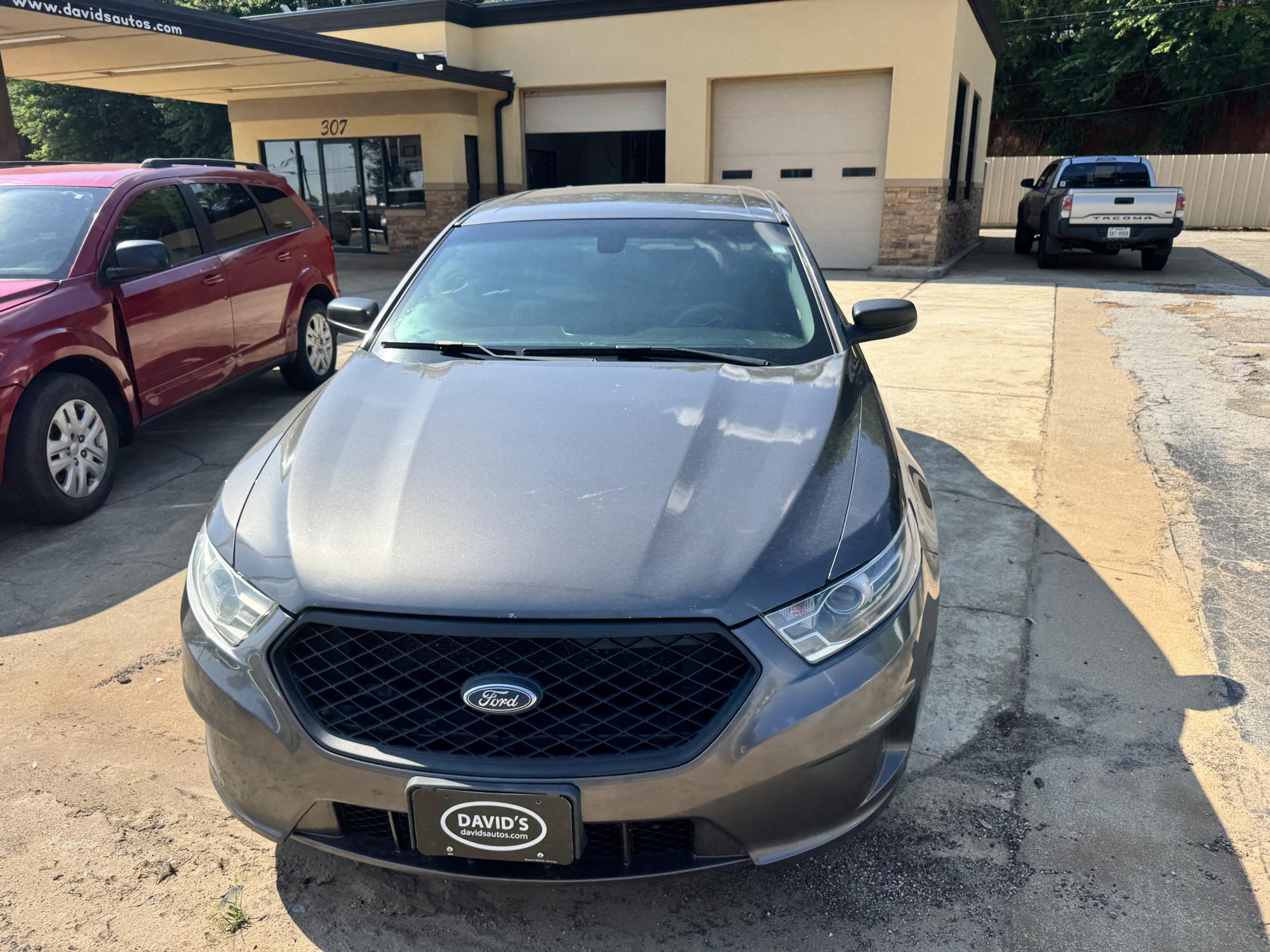 photo of 2016 Ford Taurus Police AWD