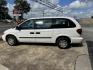 2006 WHITE Dodge Grand Caravan SE (1D4GP24E16B) with an 3.3L V6 OHV 12V FFV engine, 4-Speed Automatic Overdrive transmission, located at 307 West Marshall Avenue, Longview, TX, 75601, (903) 753-3091, 32.500828, -94.742577 - Photo#2
