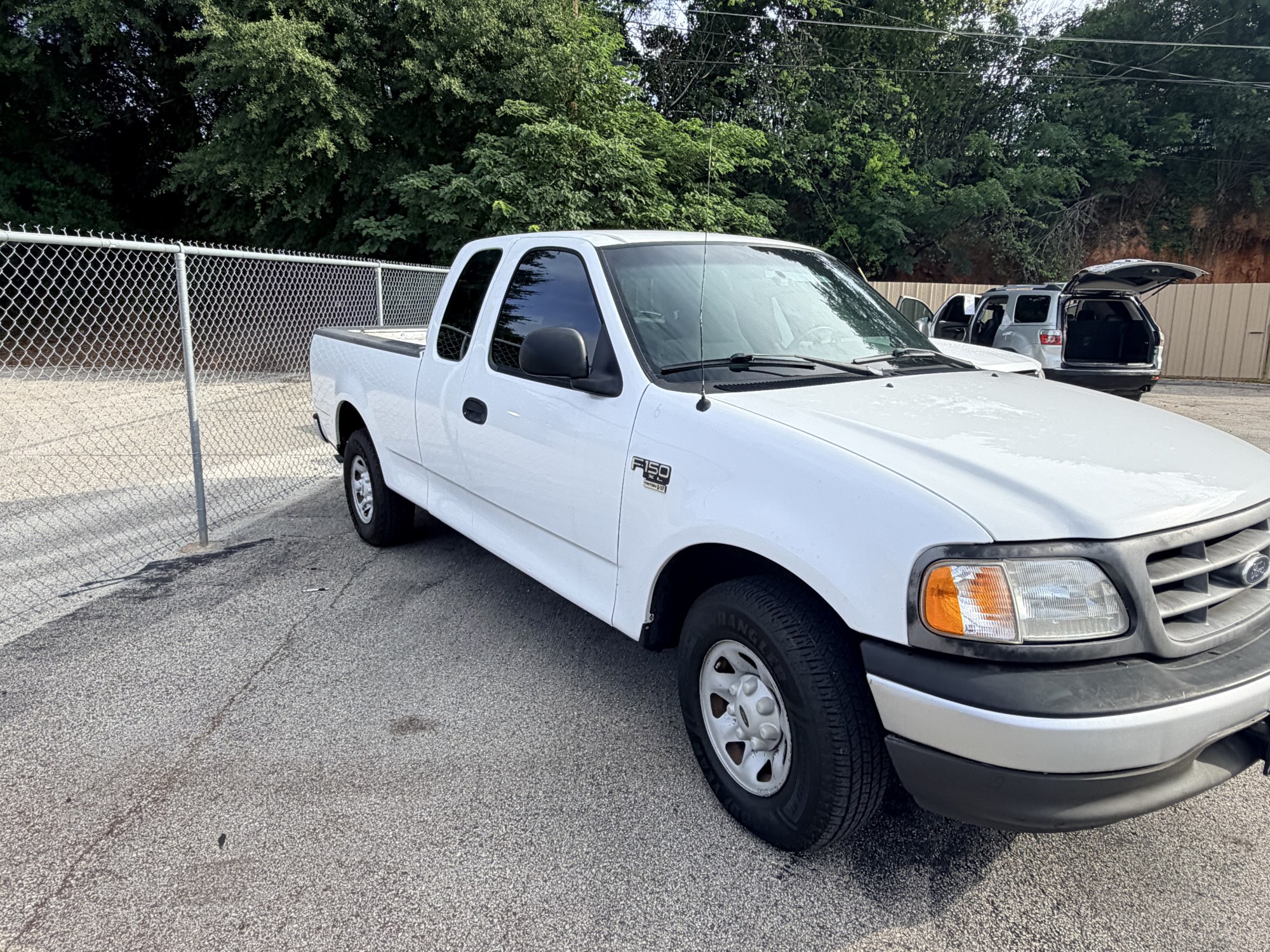 photo of 2002 Ford F-150 K SuperCab Short Bed 2WD