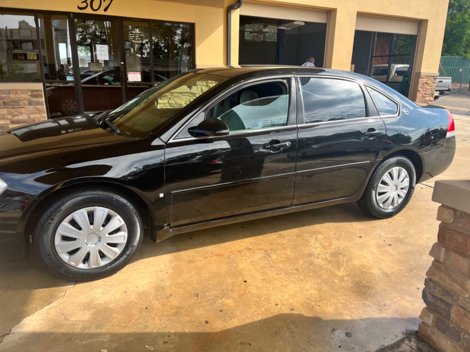 2006 BLACK Chevrolet Impala LS (2G1WB58K469) with an 3.5L V6 OHV 16V FFV engine, 4-Speed Automatic Overdrive transmission, located at 307 West Marshall Avenue, Longview, TX, 75601, (903) 753-3091, 32.500828, -94.742577 - Photo #0