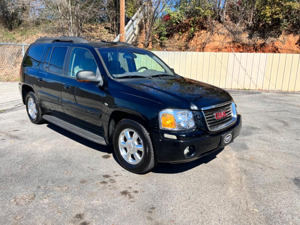 2003 GMC Envoy XL SLE 2WD (1GKES16PX36) with an 5.3L V8 OHV 16V engine, 4-Speed Automatic Overdrive transmission, located at 307 West Marshall Avenue, Longview, TX, 75601, (903) 753-3091, 32.500828, -94.742577 - Photo #8