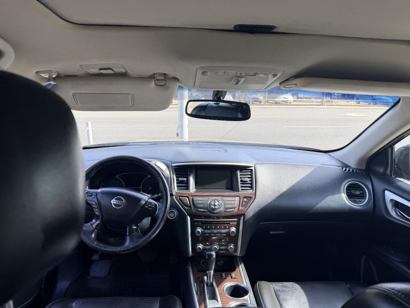 2014 BLACK Nissan Pathfinder S 2WD (5N1AR2MN8EC) with an 3.5L V6 DOHC 24V engine, Continuously Variable Transmission transmission, located at 307 West Marshall Avenue, Longview, TX, 75601, (903) 753-3091, 32.500828, -94.742577 - 3rd Row Seating - Photo#5